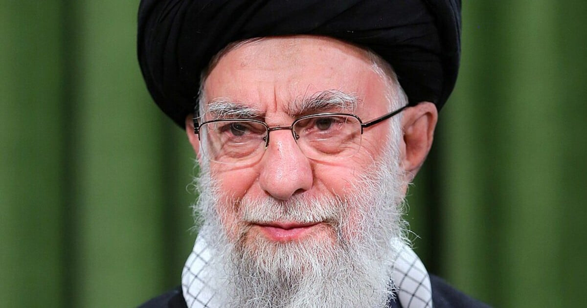 AKTUÁLNĚ: Íránský nejvyšší duchovní vůdce Chameneí je mrtvý