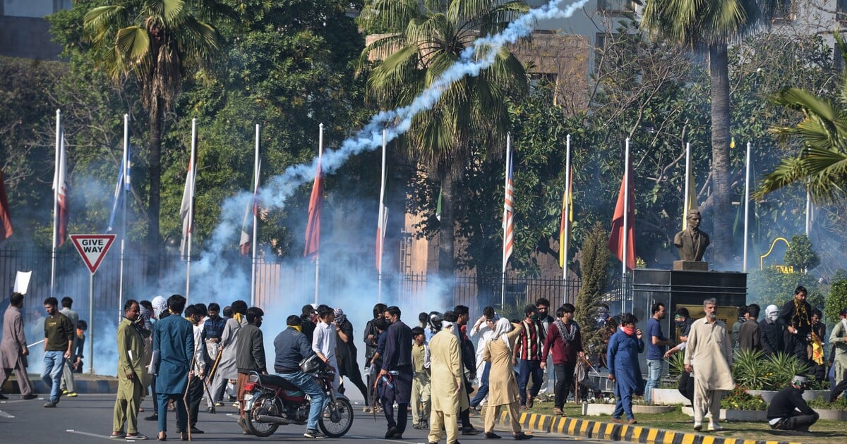 Syn íránského nejvyššího vůdce a jeho potenciální následník Modžtabá přežil americko-izraelské útoky