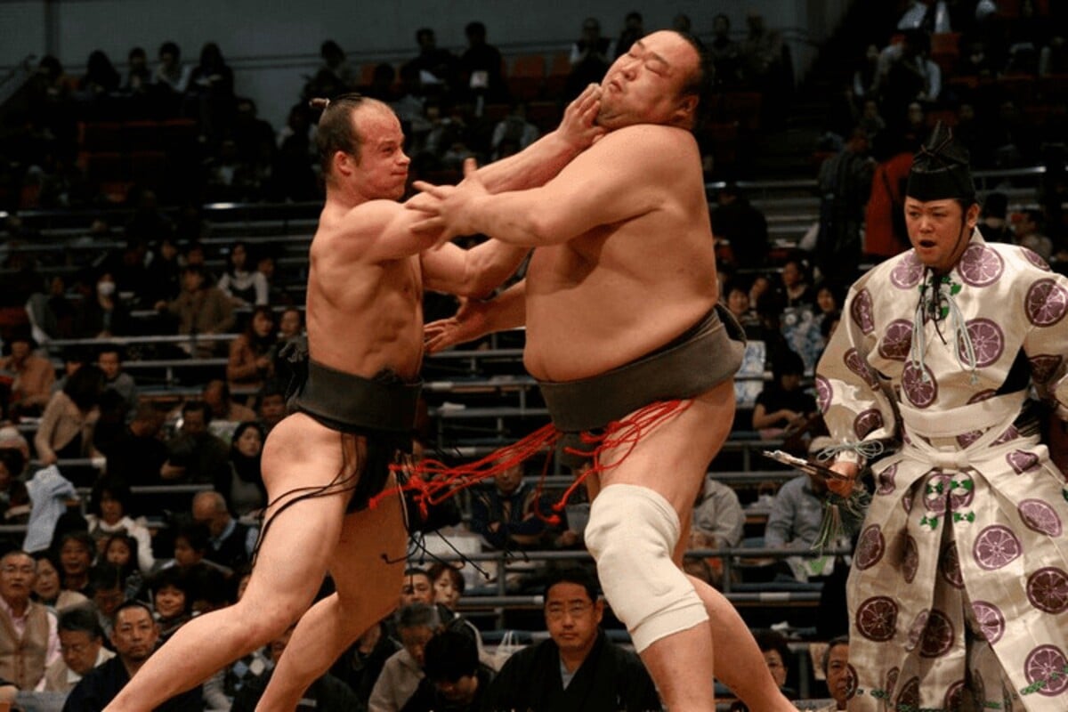 Pavel Bojar nebo také Takanoyama Shuntaro zápasí v makuuchi divizi