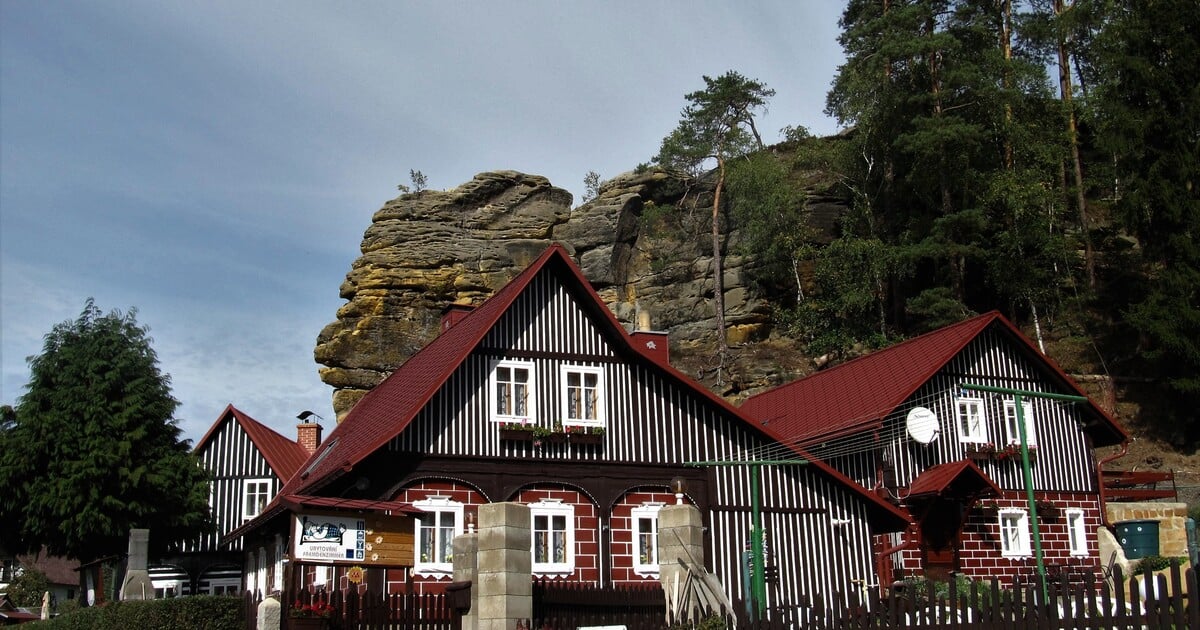 Uteč v létě z města! Tohle je osm malebných českých vesnic, kde zapomeneš na čas a které stojí za výlet