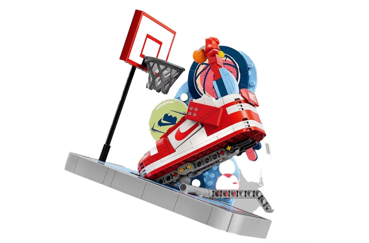 lego
nike
collab