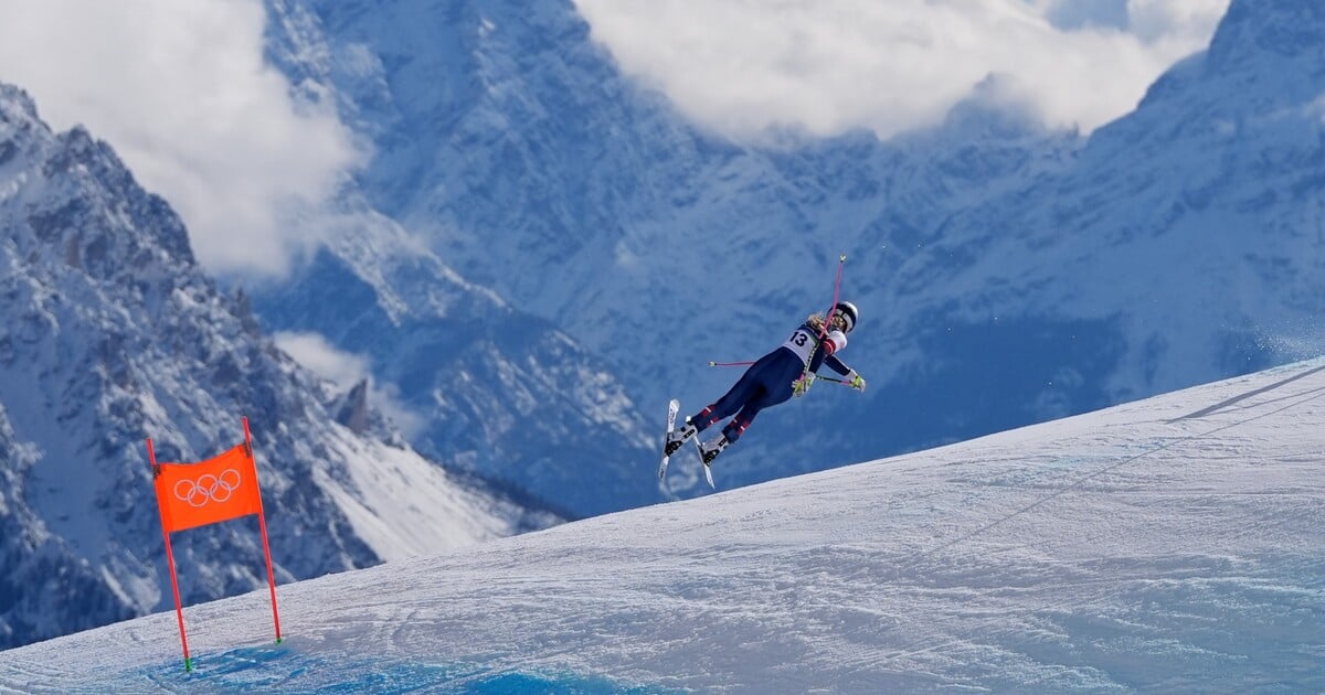 VIDEO: Hrozivý moment na olympiádě. Pro americkou lyžařku musel po děsivém pádu letět vrtulník