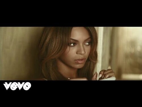 Kto napísal text Irreplacable od Beyoncé?