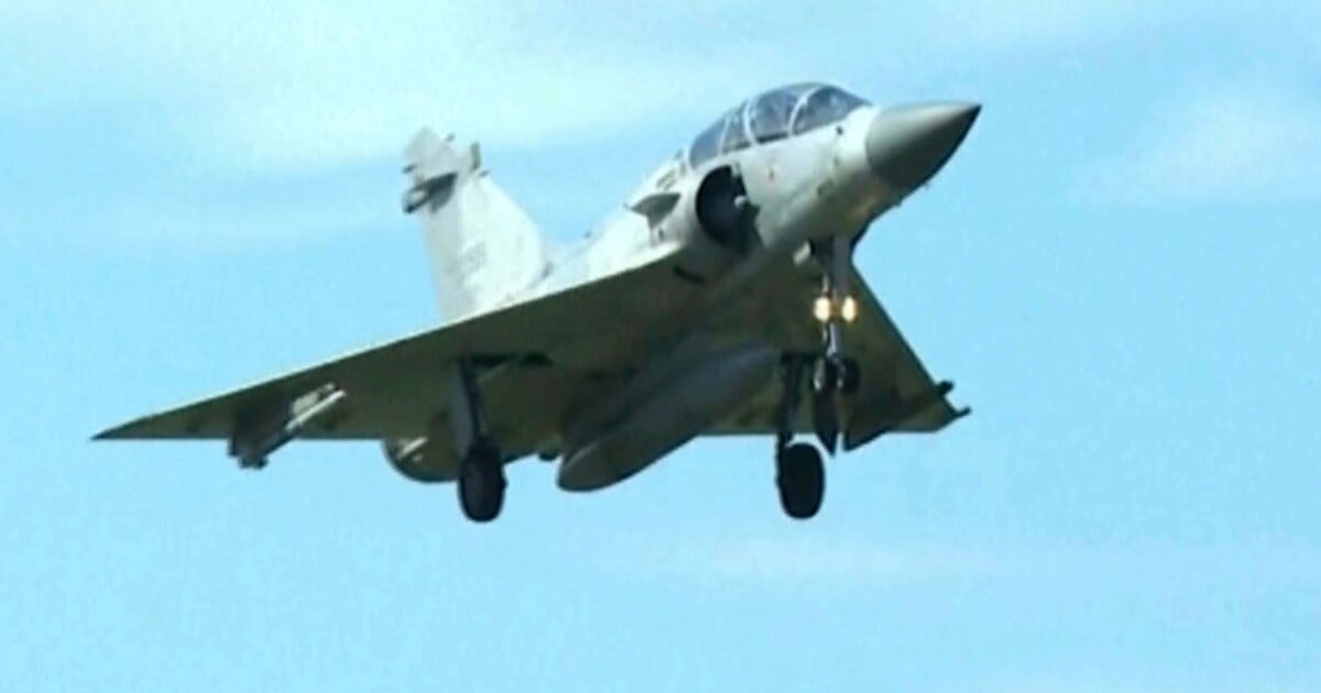 Čína zahájila cvičení s názvem Mise spravedlnost 2025. K Tchaj-wanu vyslala masivní flotilu a desítky letadel