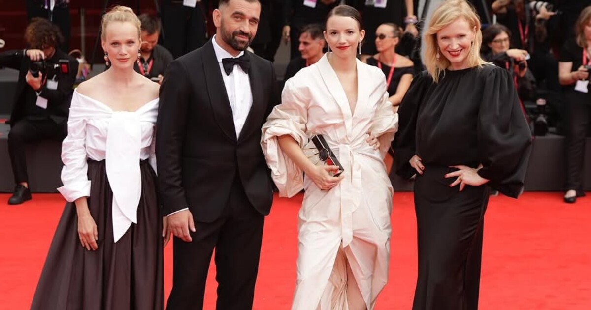 Český film slaví velký úspěch na festivalu v Benátkách. Píše se o něm i v zahraničních médiích