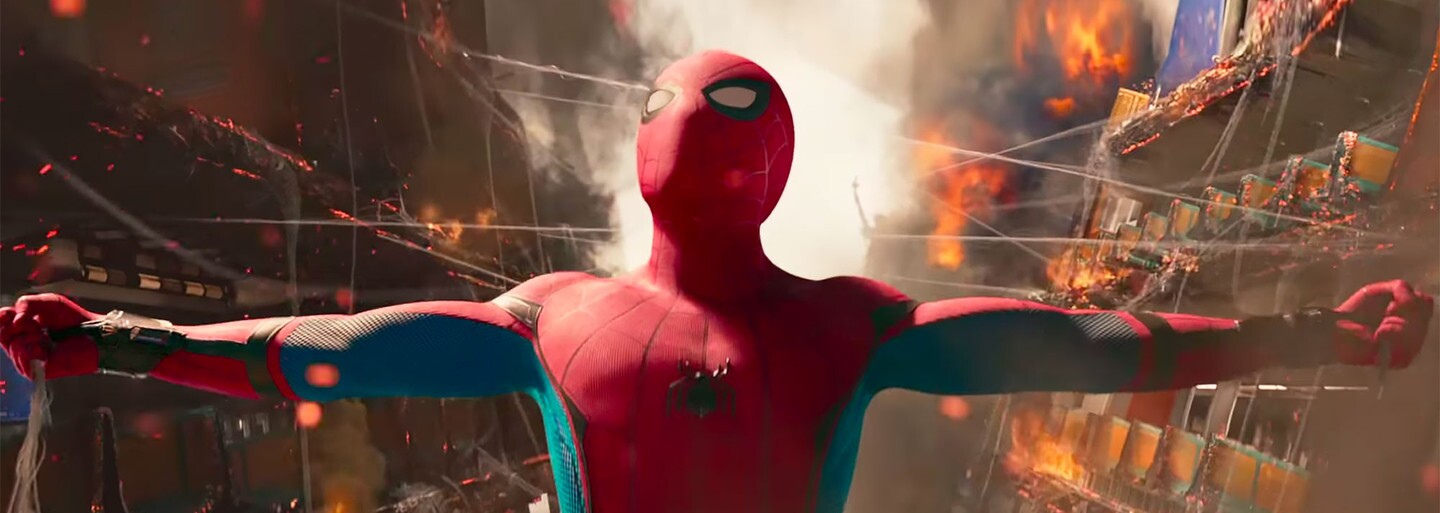 Z Hollywoodu prúdia nové obrázky pre Spider-Man: Homecoming, ukázali sa ale aj Piráti Karibiku či Transformeri