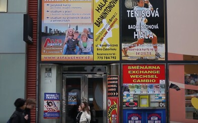 Z Prahy mizí vizuální smog, odstraněno bude dalších 247 reklam Z Prahy mizí vizuální smog, odstraněno bude dalších 247 reklam
