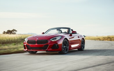 Z4-ka je späť. Športový roadster od BMW zaujme svojským dizajnom i parádnou technikou Z4-ka je späť. Športový roadster od BMW zaujme svojským dizajnom i parádnou technikou