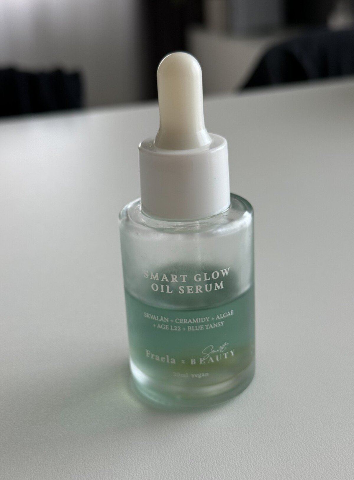 fraela glow serum