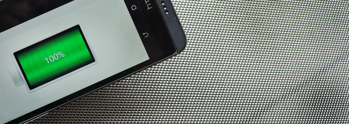 Za 5 minút nabíjania až 5 hodín používania. Novým Android smartfónom doplníme šťavu ešte rýchlejšie
