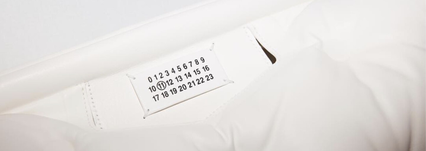 Margiela chce za tuhle „košili“ 24 000 Kč