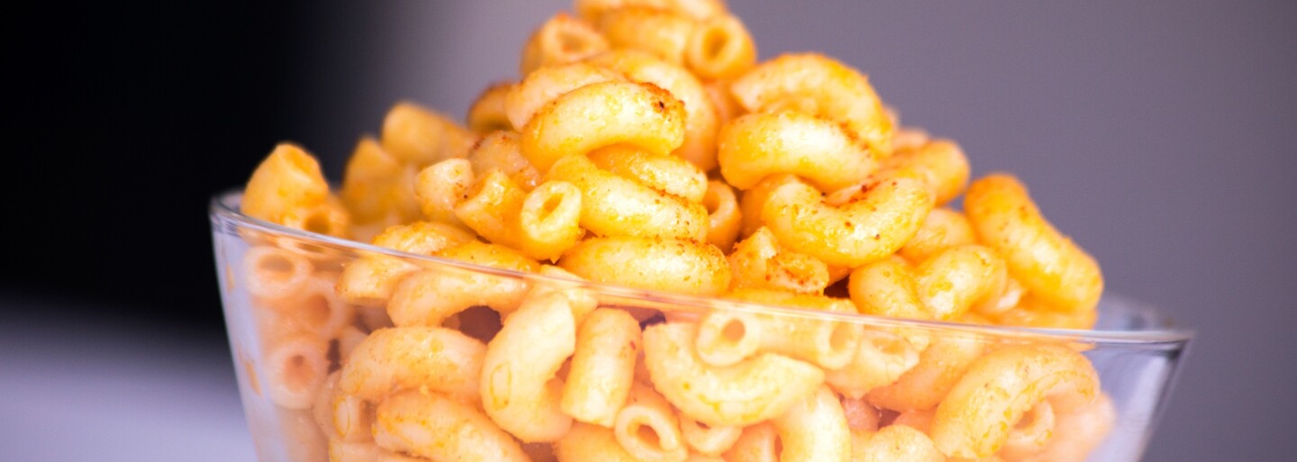 Za nedovařené těstoviny chce 5 milionů dolarů. Američanka žaluje výrobce mac and cheese