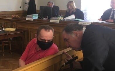 Za nouzového stavu ukradl krabicák a salám. Odsedí si 26 měsíců Za nouzového stavu ukradl krabicák a salám. Odsedí si 26 měsíců