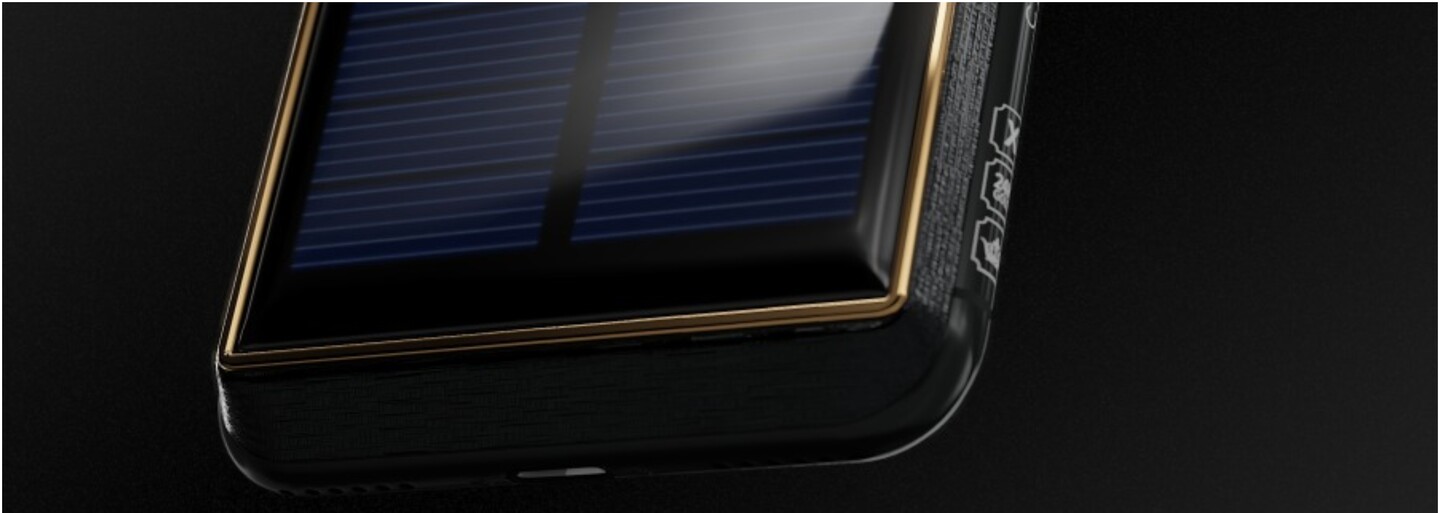 Za vylepšený iPhone X "Tesla" si ruská firma pýta takmer 4000 eur. Disponuje aj samostatne nabíjacím solárnym panelom