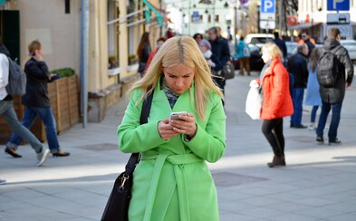 Žádná hlášení, jen palba nejhrubších vulgarit: 21letá dívka z Ostravy volala 319krát na policii Žádná hlášení, jen palba nejhrubších vulgarit: 21letá dívka z Ostravy volala 319krát na policii