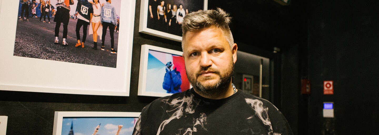 Zakladateľ Pijeme.sk: Do desiatej si u nás chcú objednať marihuanu, potom kokaín a prostitútky. Ak by to bolo legálne, rozvážam to