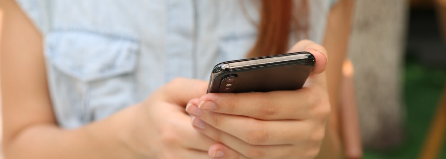 Zamilované SMS pro (ne)romantiky aneb jak vyznat lásku originálním způsobem