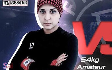 Zápasnice MMA zkolabovala v ringu, po převozu do nemocnice zemřela na poranění hlavy Zápasnice MMA zkolabovala v ringu, po převozu do nemocnice zemřela na poranění hlavy