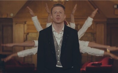 Zatancuj si aj ty! Macklemore a Ryan Lewis ťa na to priam vyzývajú ich videoklipom aj s Idrisom Elbom Zatancuj si aj ty! Macklemore a Ryan Lewis ťa na to priam vyzývajú ich videoklipom aj s Idrisom Elbom