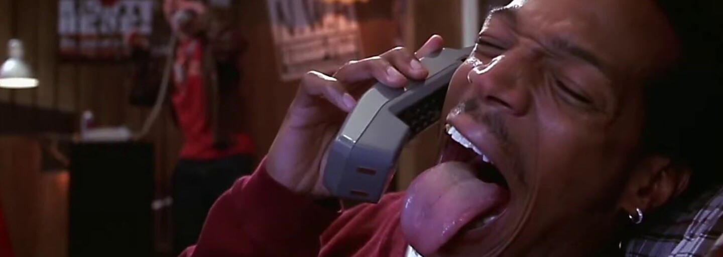 Zayo ohlasuje nový album vlastnou verziou legendárnej „Wassup?“ scény z filmu Scary Movie