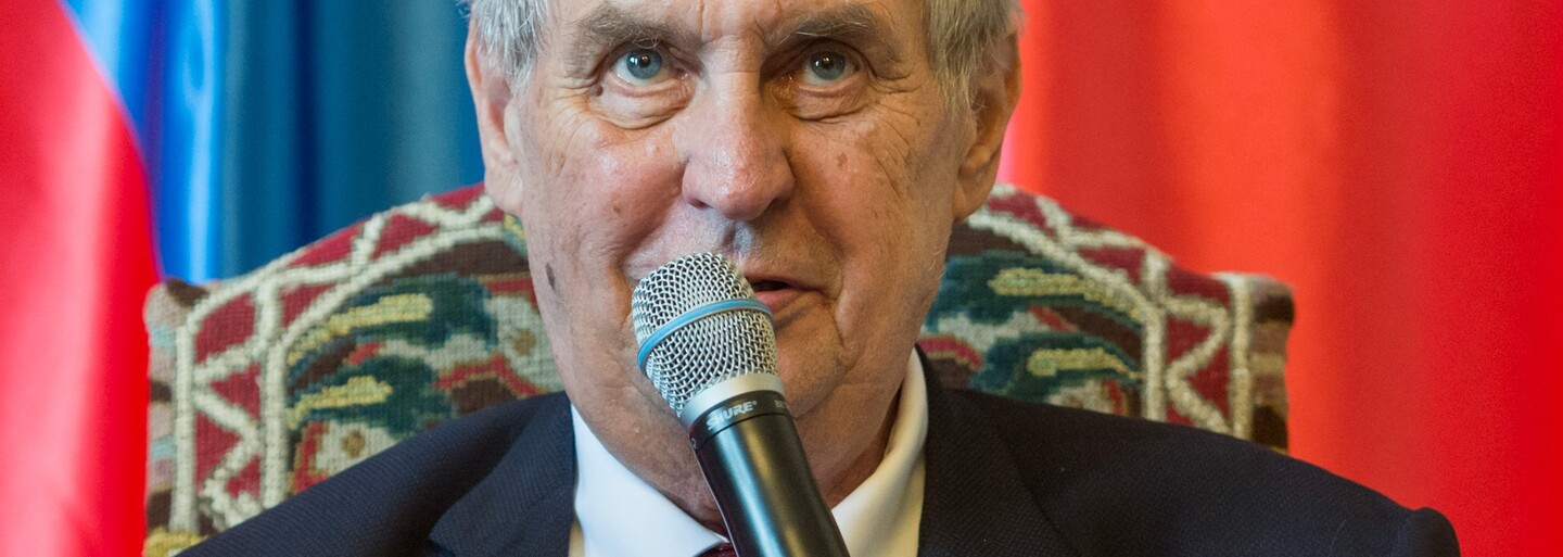 Zeman se musí omluvit svému bývalému poradci. Rozhodl o tom soud
