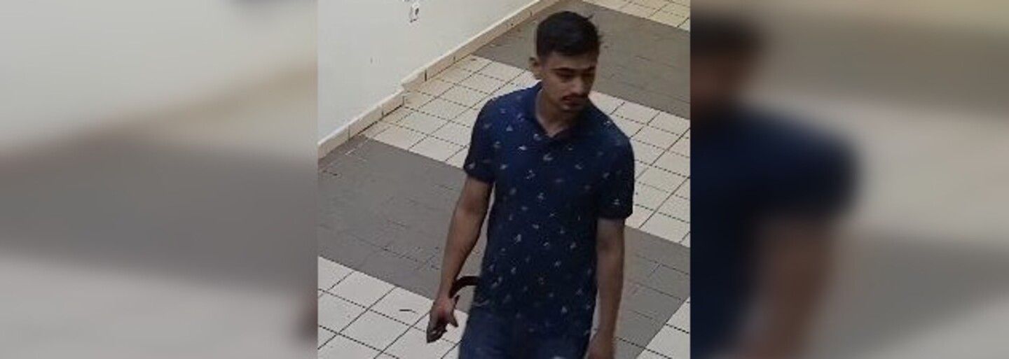 Žena si šla v parku odskočit, tam ji ale přepadl útočník. Policie hledá muže, který k případu může poskytnout důležité informace