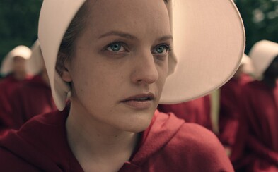 Ženy degradované na rodenie detí bojujú o prežitie v totalitnom štáte. Nový trailer sci-fi seriálu The Handmaid's Tale láka na herecky silný a vizuálne podmanivý zážitok Ženy degradované na rodenie detí bojujú o prežitie v totalitnom štáte. Nový trailer sci-fi seriálu The Handmaid's Tale láka na herecky silný a vizuálne podmanivý zážitok