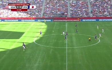 Ženy vedia hrať futbal! Američanka fenomenálnym gólom z vlastnej polovice vo finále upravovala už na 4:0 proti Japonkám Ženy vedia hrať futbal! Američanka fenomenálnym gólom z vlastnej polovice vo finále upravovala už na 4:0 proti Japonkám