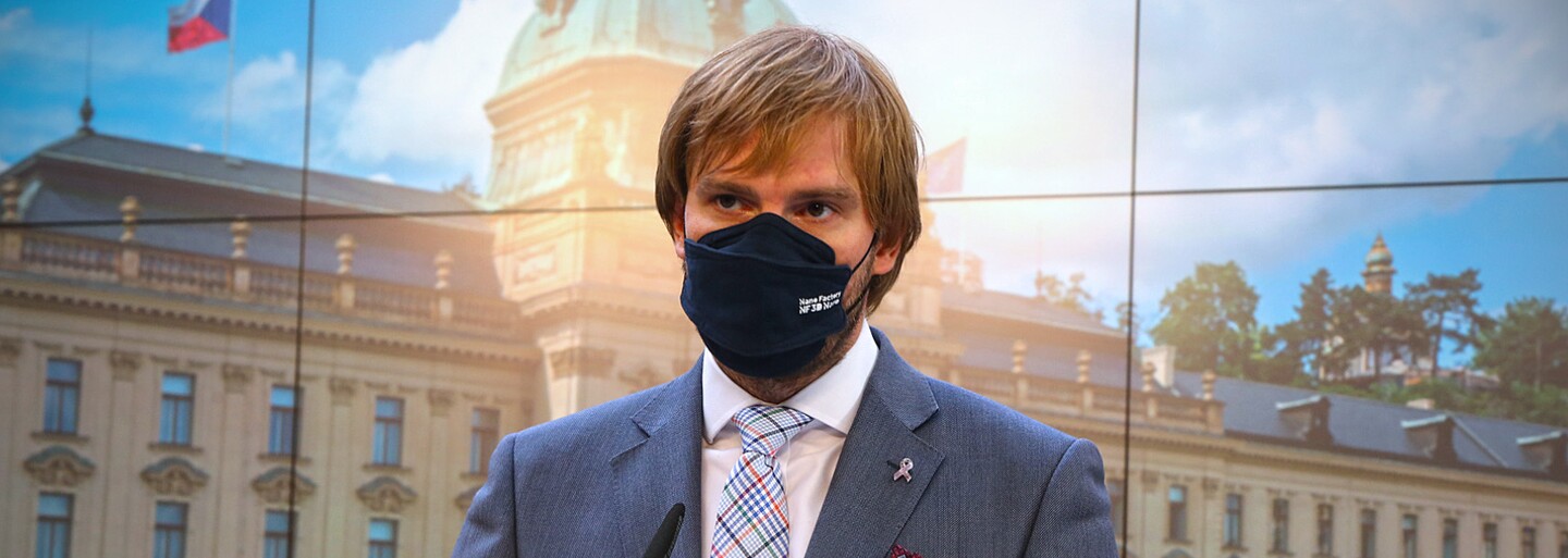 Změna v cestovatelském semaforu: Po návratu ze zemí červené a tmavě červené kategorie nebude třeba samoizolace