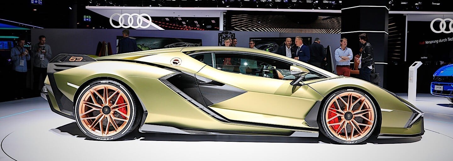 Značku Lamborghini už na autosalonu neuvidíš. Slavný výrobce aut mění taktiku