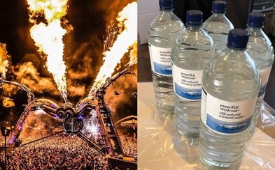 Známý festival zakázal prodej plastových lahví. Areál býval zaplněný 1,3 miliony kusů plastového odpadu Známý festival zakázal prodej plastových lahví. Areál býval zaplněný 1,3 miliony kusů plastového odpadu