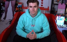 Známý streamer na Twitchi vysílá živě nepřetržitě již více než dva týdny