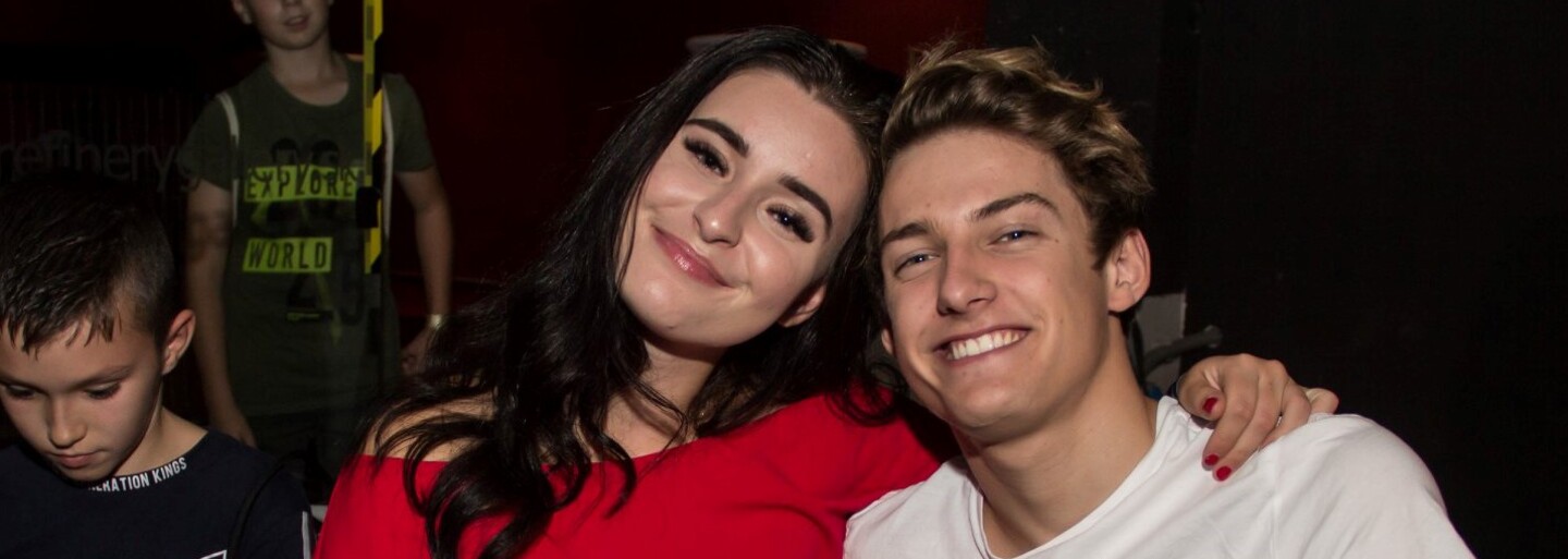 Známych youtuberov Expl0ited, FiFqo či Annu Šulc nájdeš na Utuberských Vianociach. Tešiť sa môžeš na bohatý program plný hier