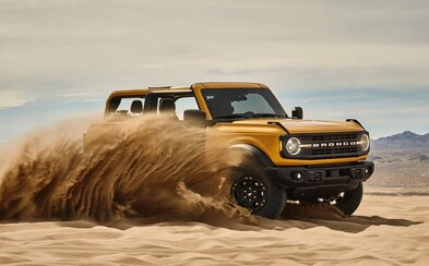 Znovuzrozené Bronco je obrovským hitem. Ford už hlásí přes 230 tisíc závazných rezervaci Znovuzrozené Bronco je obrovským hitem. Ford už hlásí přes 230 tisíc závazných rezervaci