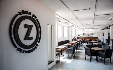 ZÓNA: kaviareň, dobré jedlo, pohodlie, nádherný výhľad a najmä tvoje útočisko v centre Bratislavy ZÓNA: kaviareň, dobré jedlo, pohodlie, nádherný výhľad a najmä tvoje útočisko v centre Bratislavy