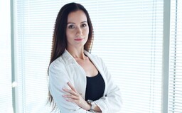 Zubárka: Chodia ku mne 20-roční ľudia, čo majú zuby v katastrofálnom stave, ale chceli by si ich nechať vybieliť (Rozhovor)