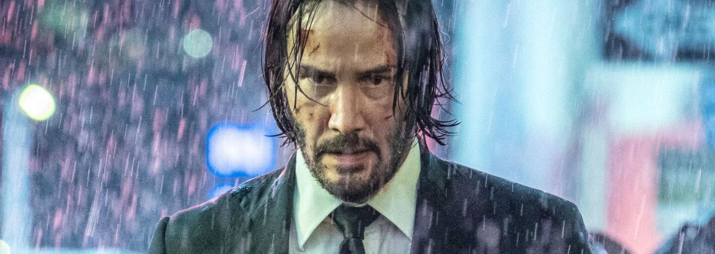 Zoufalý John Wick bojuje na koni proti samurajům na motorkách. První trailer slibuje nejkrvavější díl série
