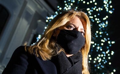 Zuzana Čaputová tvrdí, že s premiérom žiaden súboj nevedie. Matovič sa vraj snaží prehodiť zodpovednosť na druhých Zuzana Čaputová tvrdí, že s premiérom žiaden súboj nevedie. Matovič sa vraj snaží prehodiť zodpovednosť na druhých