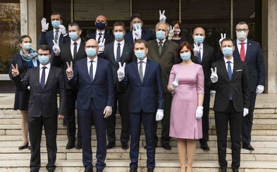 Zuzana Čaputová vymenovala vládu Igora Matoviča Zuzana Čaputová vymenovala vládu Igora Matoviča