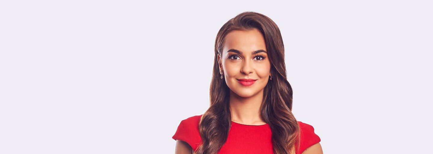 Zuzana Čimová je najmladšia moderátorka správ: Chápem, že z fotiek v plavkách robí bulvár senzáciu. Komentáre radšej nečítam