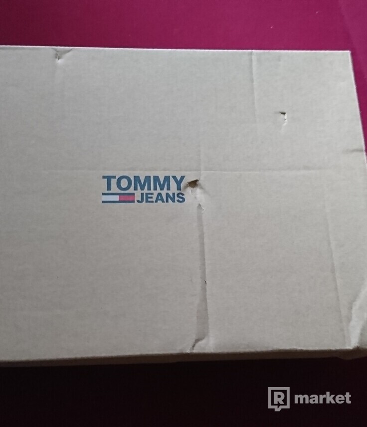 Tommy Jeans The Skew 1a