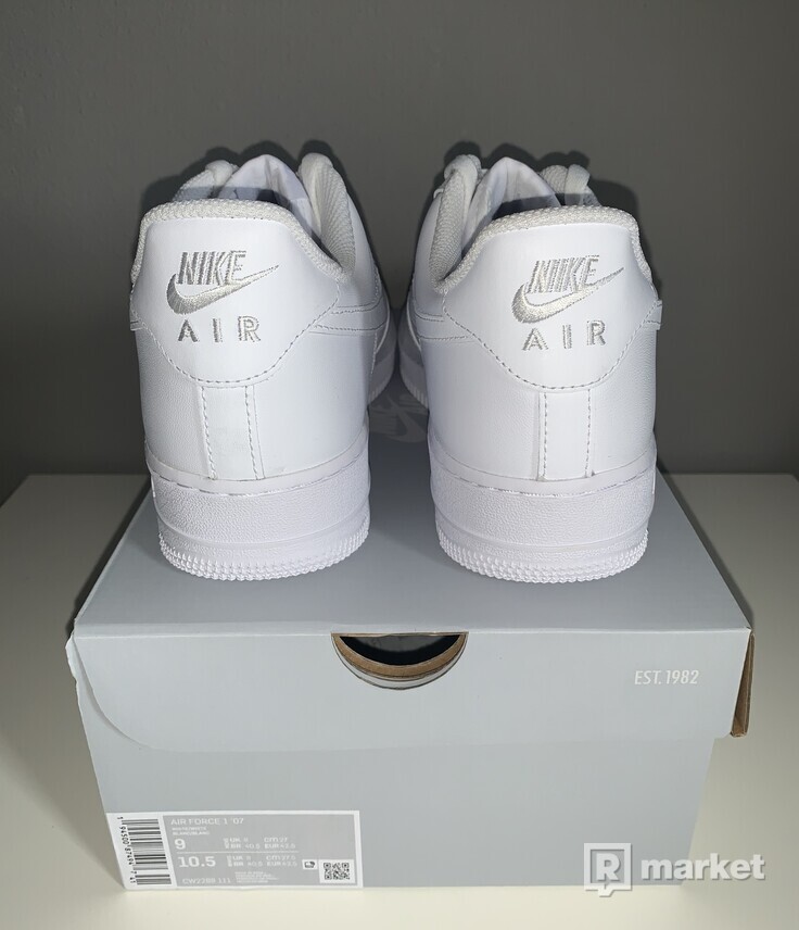 Nike air force all white
