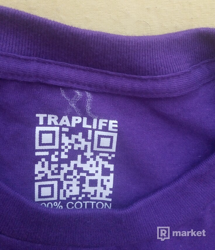 Traplife purple tee