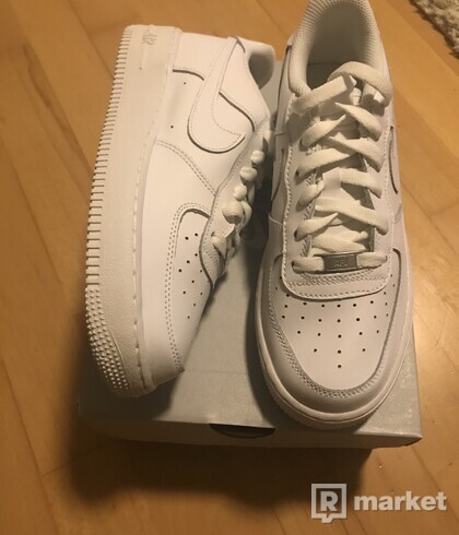 Nike Air Force 1 White