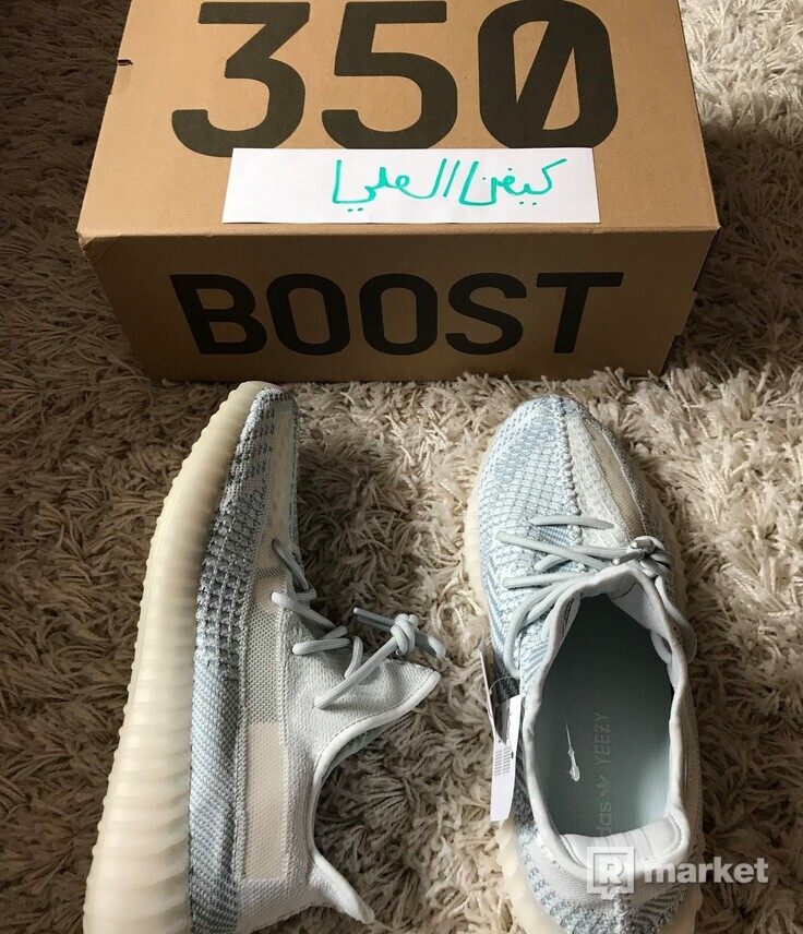 Yeezy BOOST 350 Cloud White