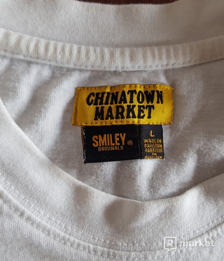 Chinatown Market Smiley Tričko