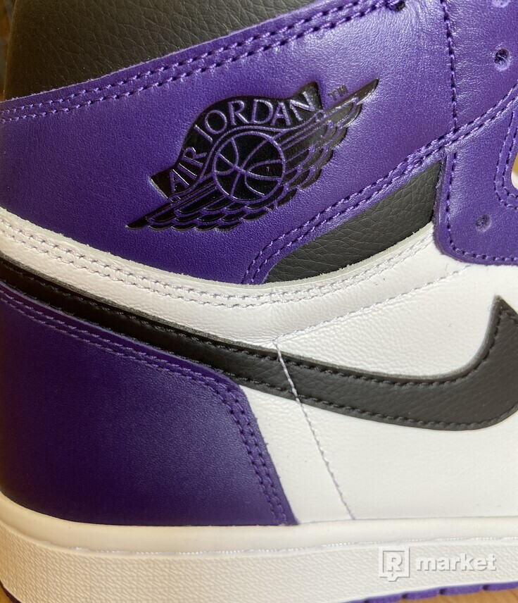 Air Jordan 1 Retro High Court Purple
