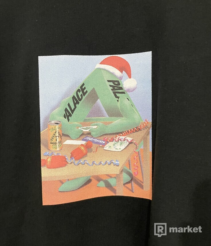 Palace joint tee