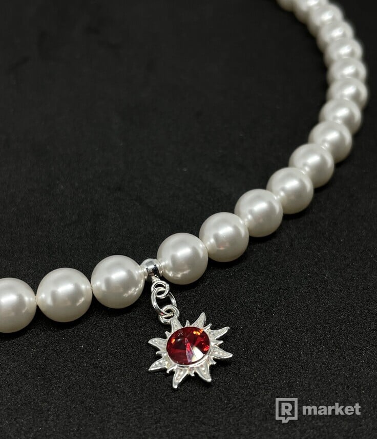 Swarovski pearl necklace