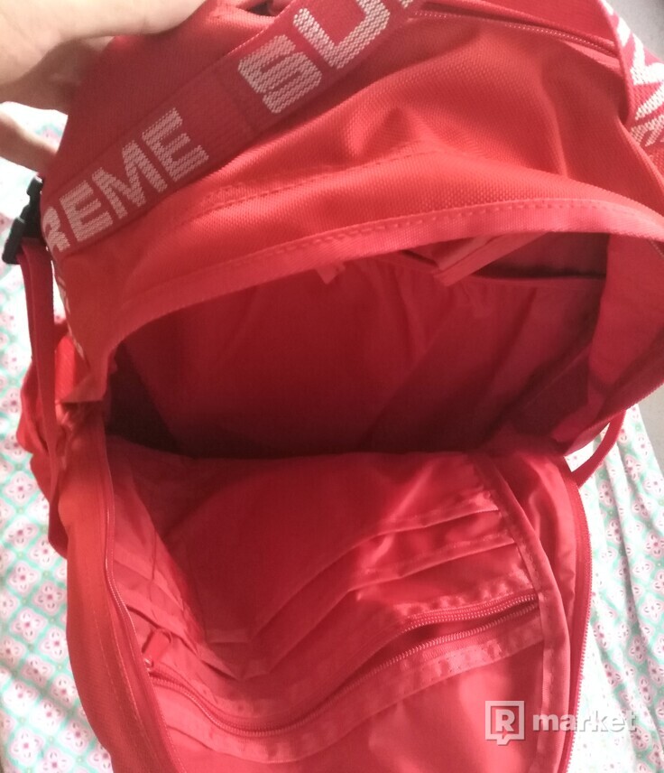 SUPREME RED BACKPACK SS 18
